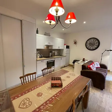 Le Loft Et Le T2, Dore, Au Pied De La Dordogne *