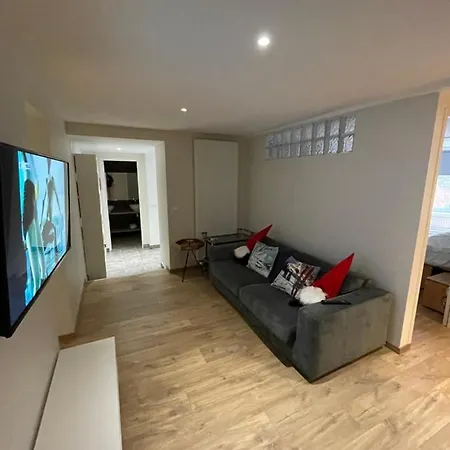 Le Loft Et Le T2, Dore, Au Pied De La Dordogne * Ле-Мон-Дор