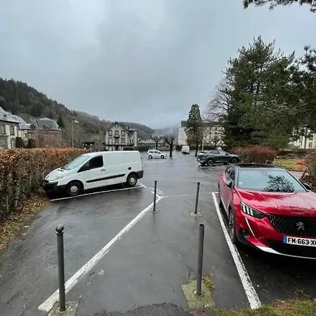 Le Loft Et Le T2, Dore, Au Pied De La Dordogne * Ле-Мон-Дор