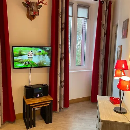 Le Loft Et Le T2, Dore, Au Pied De La Dordogne Apartment