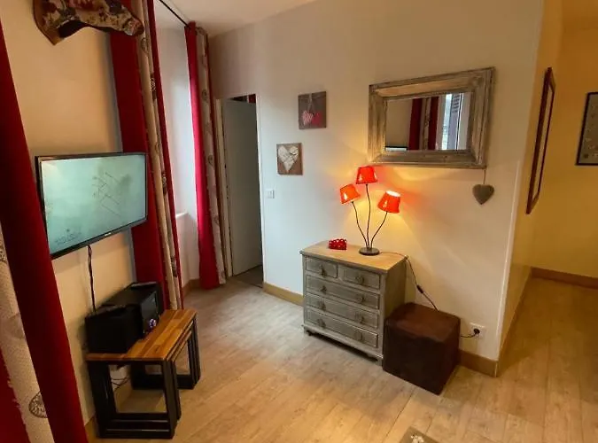 Апартаменты Le Loft Et Le T2, Dore, Au Pied De La Dordogne