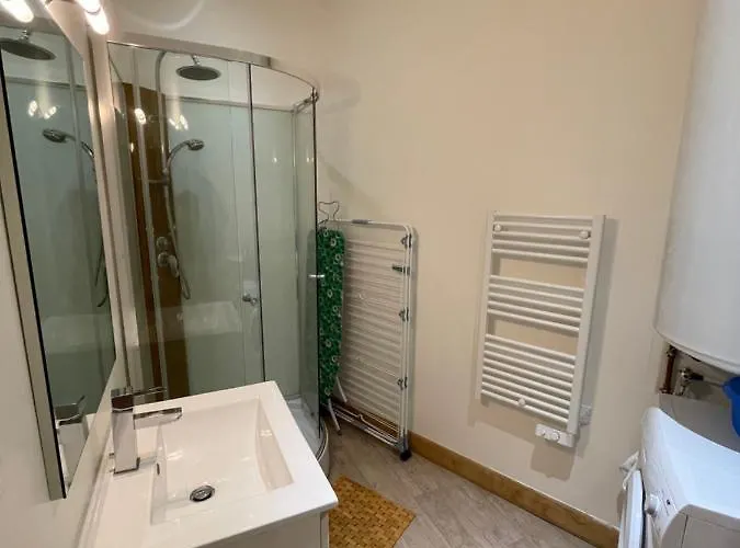 Le Loft Et Le T2, Dore, Au Pied De La Dordogne * Ле-Мон-Дор